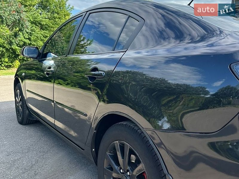 Седан Mazda 3 2008 в Смеле