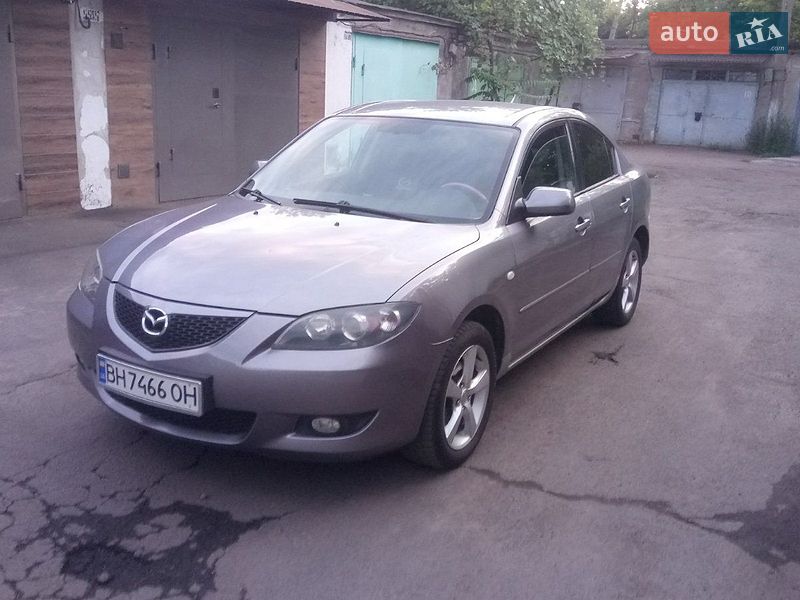 Седан Mazda 3 2004 в Черноморске