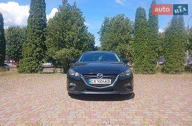 Седан Mazda 3 2016 в Черкасах