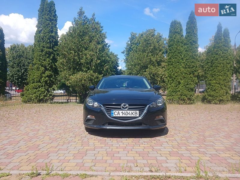 Седан Mazda 3 2016 в Черкасах