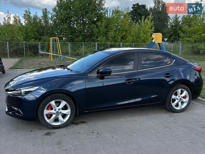 Седан Mazda 3 2017 в Конотопі