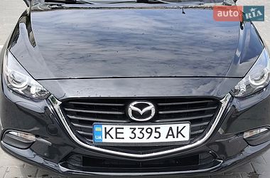 Седан Mazda 3 2016 в Кам'янському