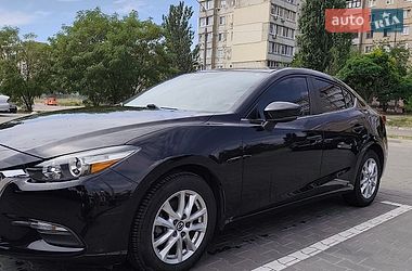 Седан Mazda 3 2016 в Кам'янському