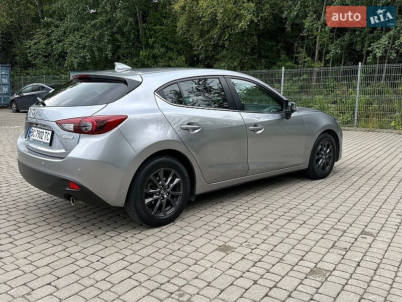 Хетчбек Mazda 3 2016 в Львові