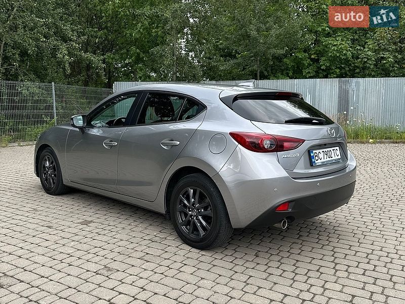 Хетчбек Mazda 3 2016 в Львові