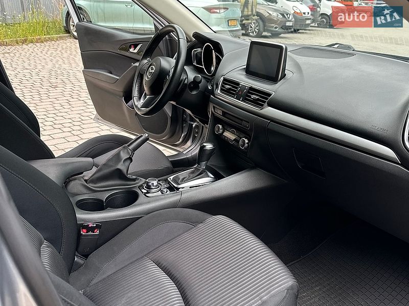 Хетчбек Mazda 3 2016 в Львові