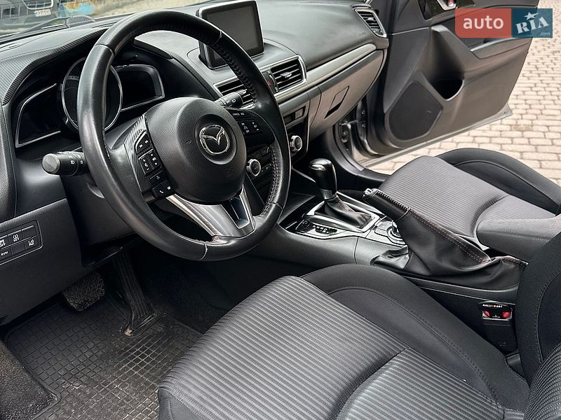 Хетчбек Mazda 3 2016 в Львові