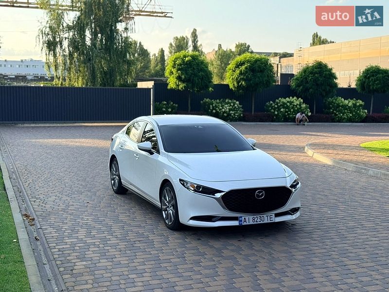 Седан Mazda 3 2020 в Киеве