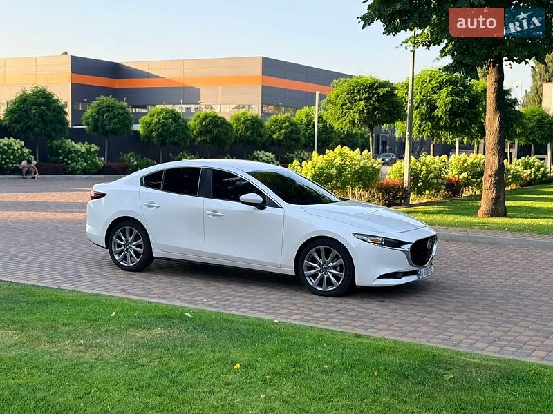 Седан Mazda 3 2020 в Києві