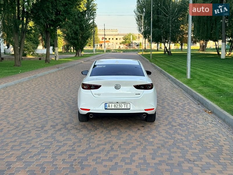 Седан Mazda 3 2020 в Києві