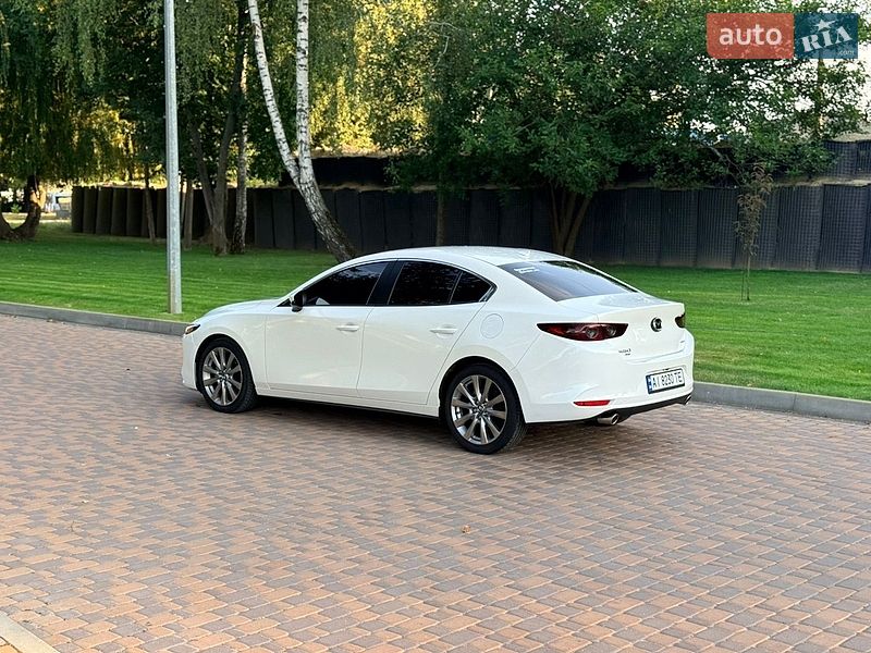 Седан Mazda 3 2020 в Києві