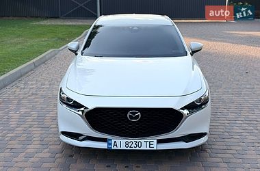 Седан Mazda 3 2020 в Киеве