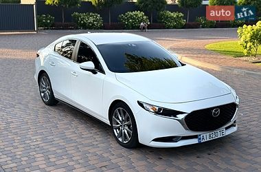 Седан Mazda 3 2020 в Києві