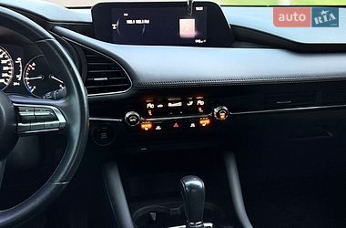 Седан Mazda 3 2020 в Киеве