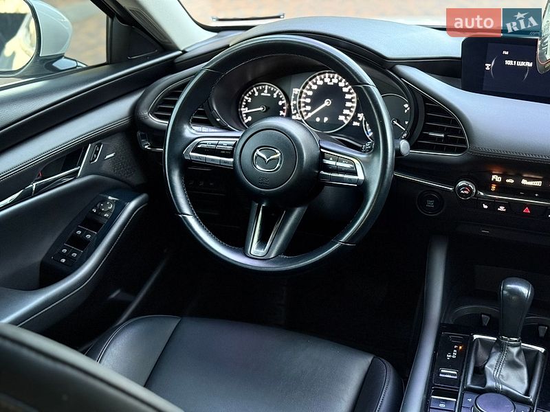 Седан Mazda 3 2020 в Києві