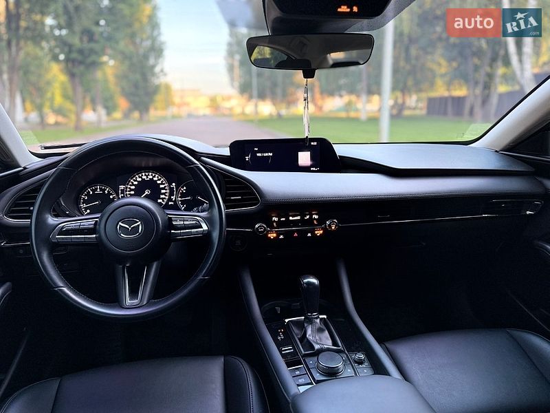 Седан Mazda 3 2020 в Киеве
