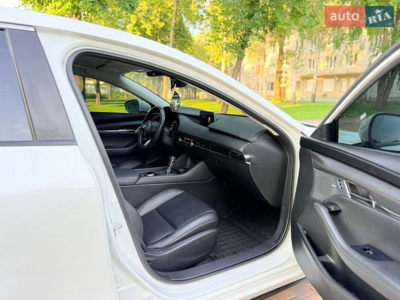 Седан Mazda 3 2020 в Києві