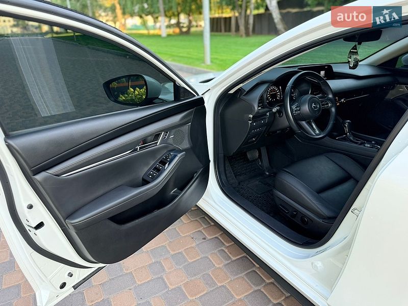 Седан Mazda 3 2020 в Києві