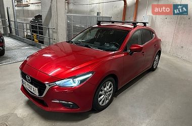Хетчбек Mazda 3 2017 в Луцьку