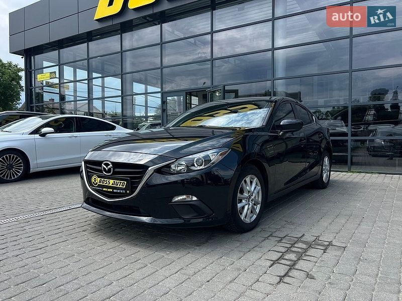 Седан Mazda 3 2016 в Ивано-Франковске