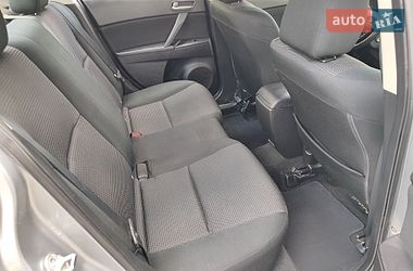 Седан Mazda 3 2013 в Хмельницком