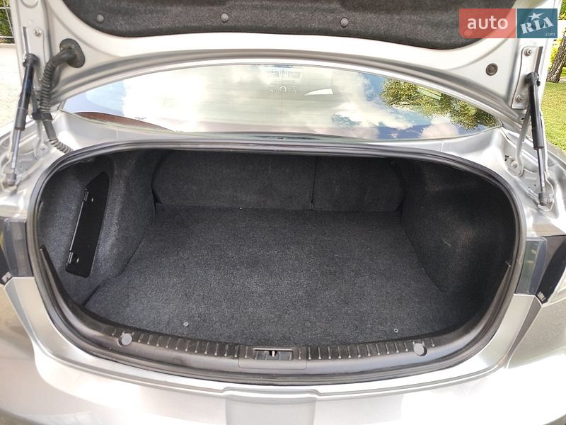 Седан Mazda 3 2013 в Хмельницком