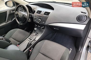 Седан Mazda 3 2013 в Хмельницком