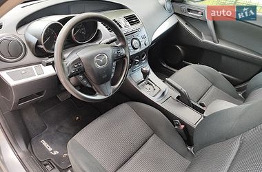 Седан Mazda 3 2013 в Хмельницком