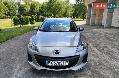 Седан Mazda 3 2013 в Хмельницком