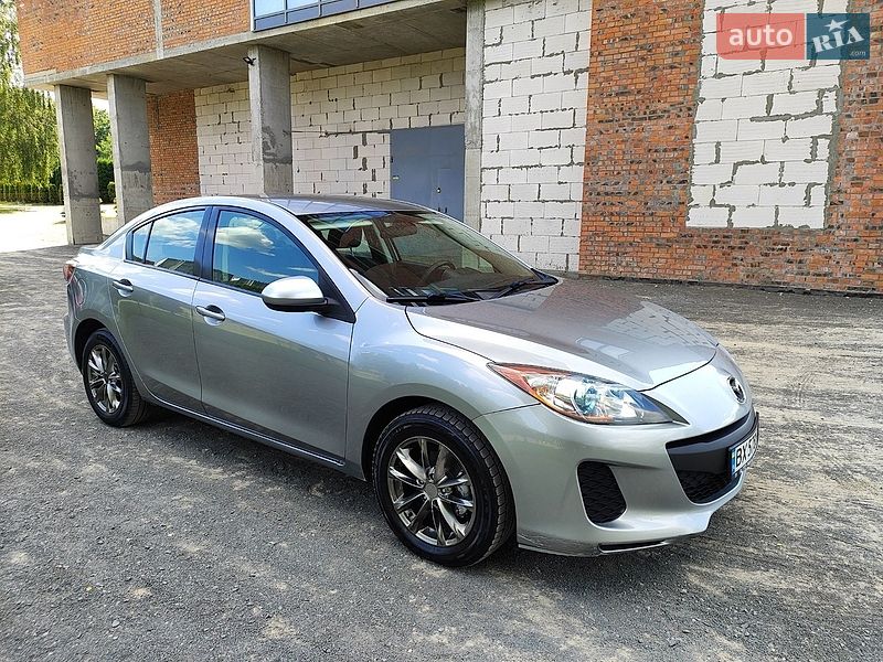 Седан Mazda 3 2013 в Хмельницком