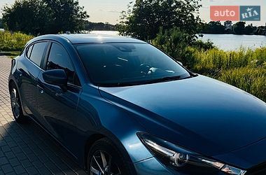 Хэтчбек Mazda 3 2018 в Ровно