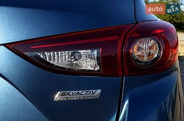 Хэтчбек Mazda 3 2018 в Ровно