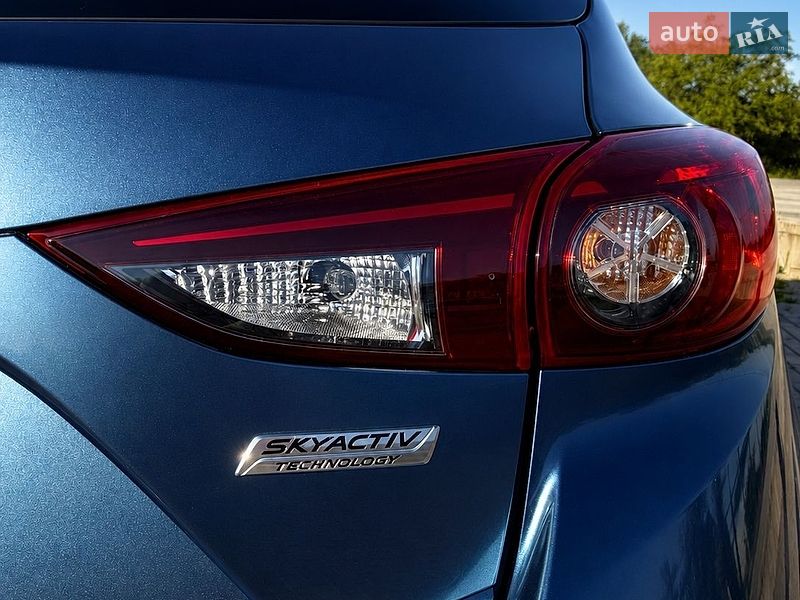 Хэтчбек Mazda 3 2018 в Ровно