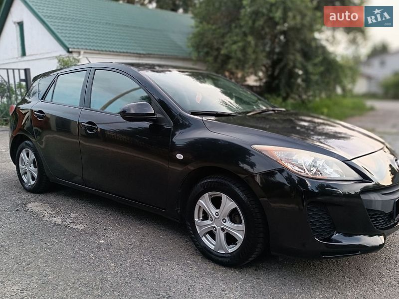 Хэтчбек Mazda 3 2012 в Днепре
