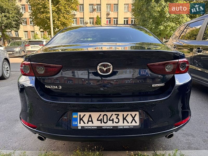 Седан Mazda 3 2019 в Черкасах