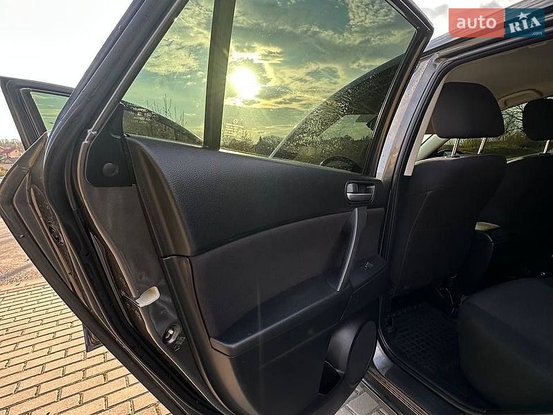 Хэтчбек Mazda 3 2009 в Кременце