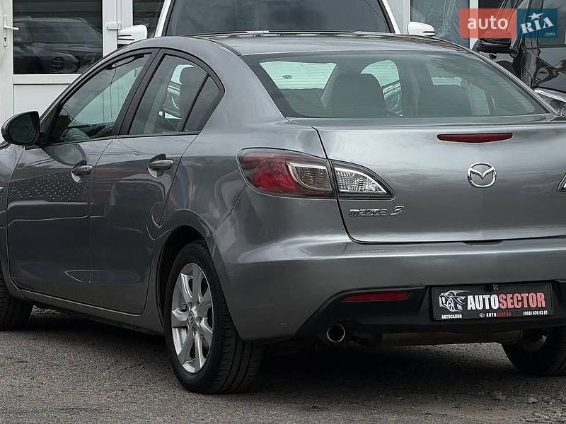 Седан Mazda 3 2010 в Харькове