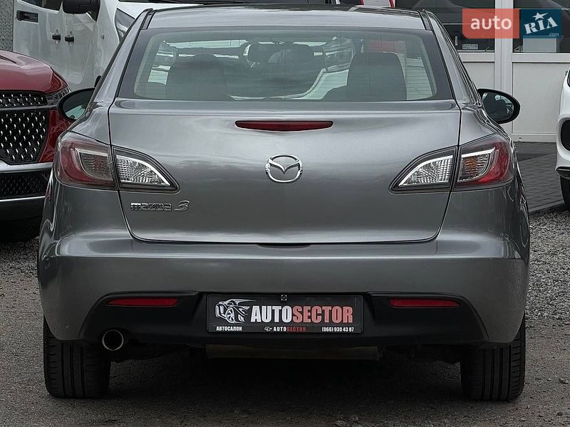 Седан Mazda 3 2010 в Харькове