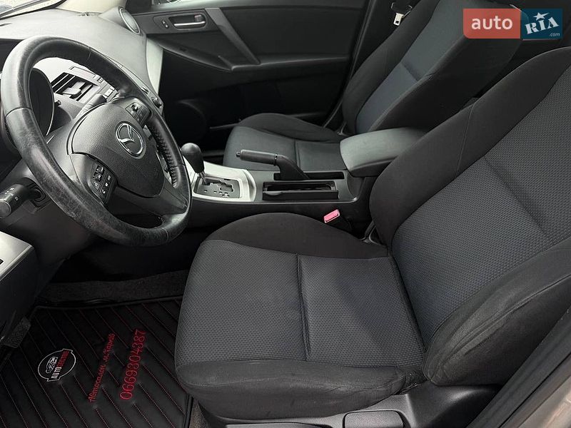 Седан Mazda 3 2010 в Харькове