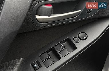 Седан Mazda 3 2010 в Харькове