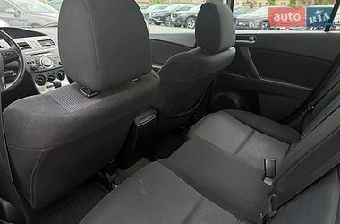 Седан Mazda 3 2010 в Харькове