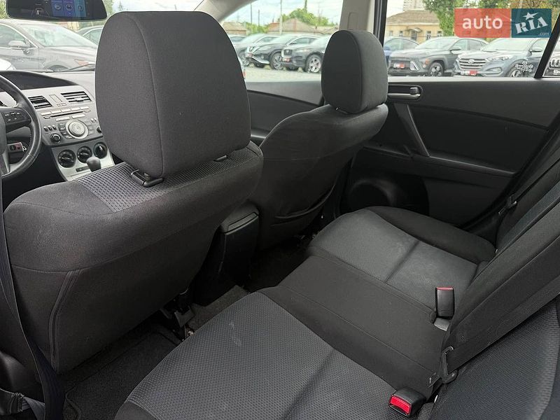 Седан Mazda 3 2010 в Харькове