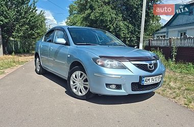 Седан Mazda 3 2006 в Коростене