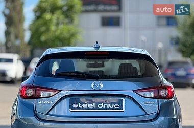 Хэтчбек Mazda 3 2016 в Николаеве