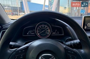 Хетчбек Mazda 3 2016 в Києві фото 13 Хетчбек Mazda 3 2016 в Києві