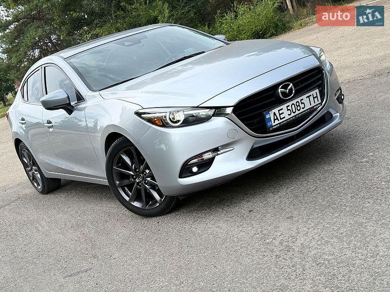 Седан Mazda 3 2018 в Днепре фото Седан Mazda 3 2018 в Днепре