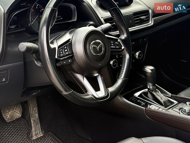 Седан Mazda 3 2018 в Днепре фото 28 Седан Mazda 3 2018 в Днепре