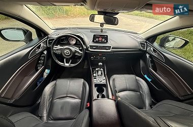 Седан Mazda 3 2018 в Днепре фото 29 Седан Mazda 3 2018 в Днепре