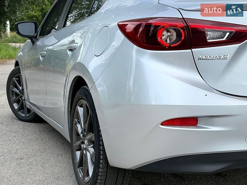 Седан Mazda 3 2018 в Днепре фото 14 Седан Mazda 3 2018 в Днепре