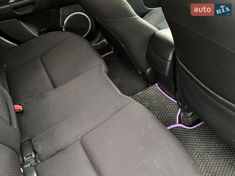 Седан Mazda 3 2007 в Львові